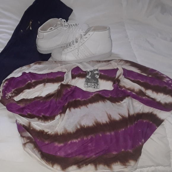 2/$11•Cover-up - Picture 3 of 4